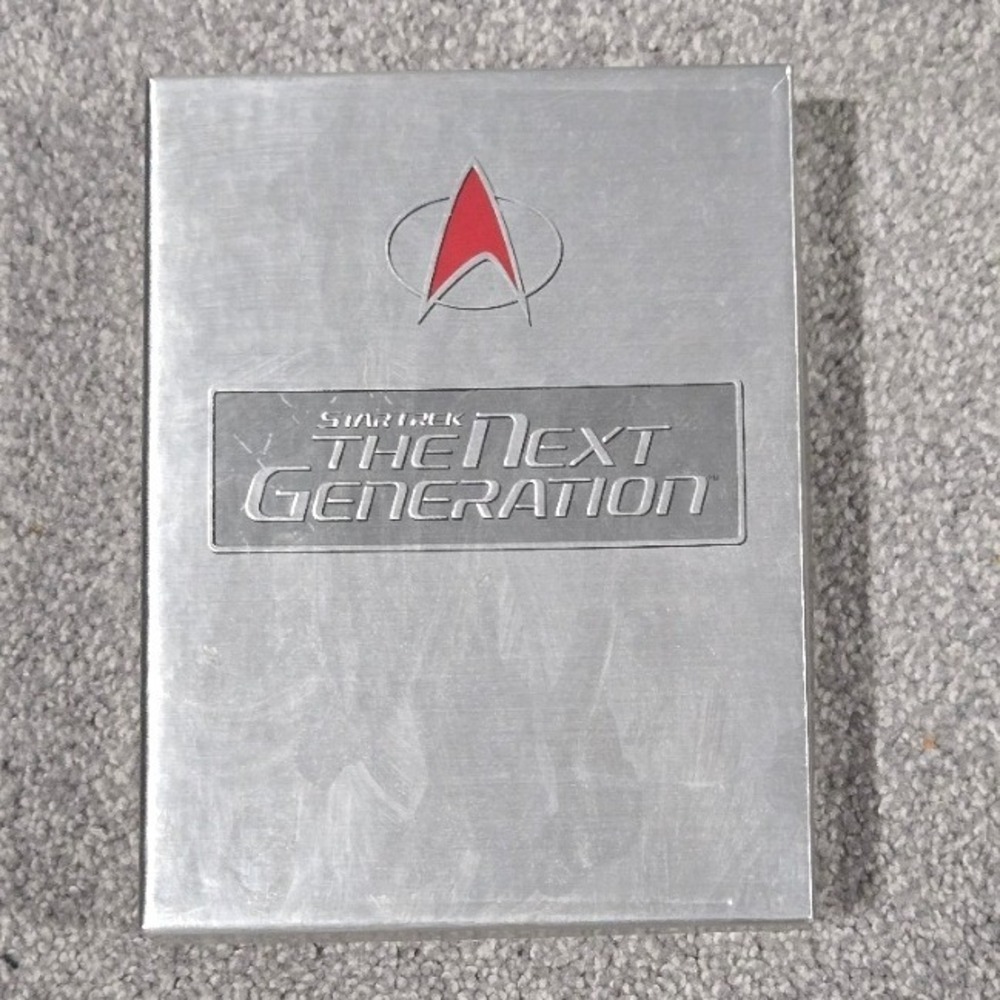 Star Trek The Next Generation Season 1 DVD 7 Disc Box Set Silver Metallic